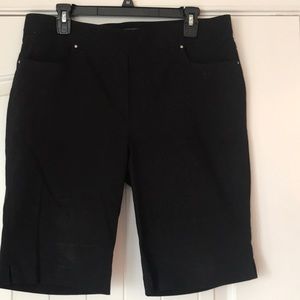 Dressy Bermuda shorts